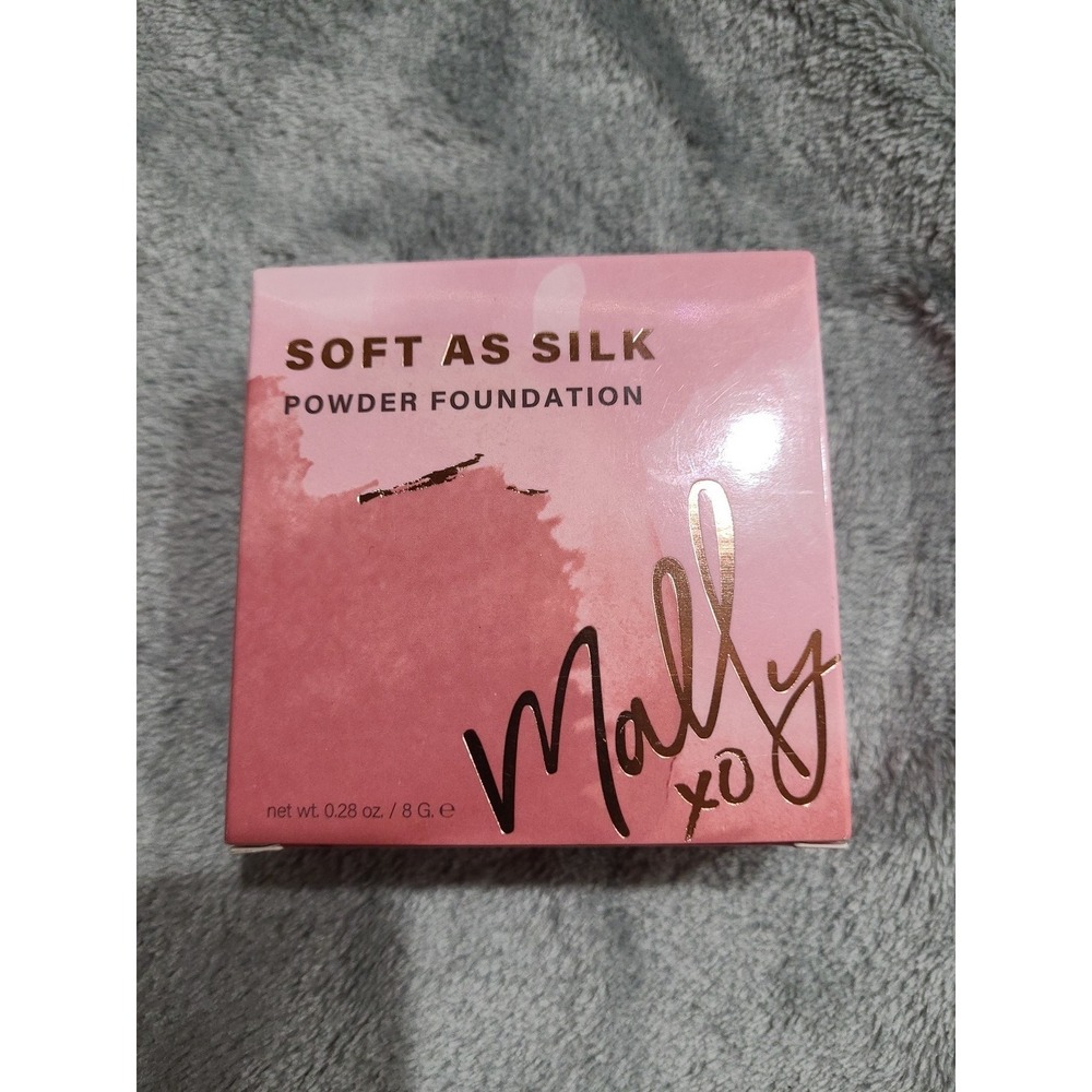 Mally Beauty Soft as Silk‎ Powder Foundation - Deep -  Lightweight Matte Finish